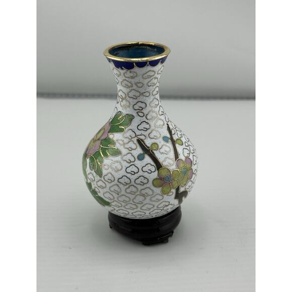 Vintage Mini Chinese Enameled Cloisonne Vase w/ Stand 3 inch White Floral - Picture 3 of 8